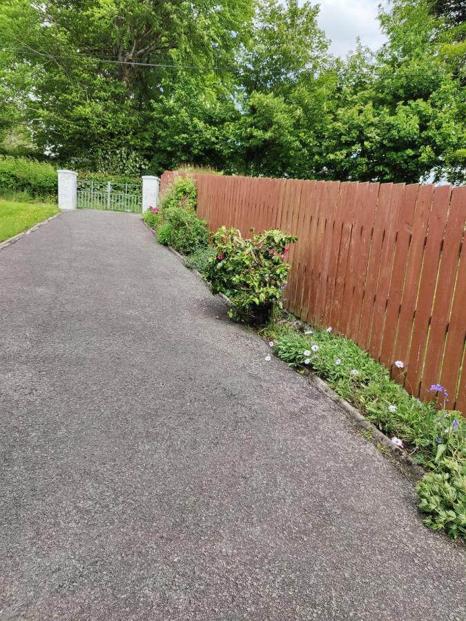 The Bungalow Self-Catering Accommodation Ballybofey Buitenkant foto