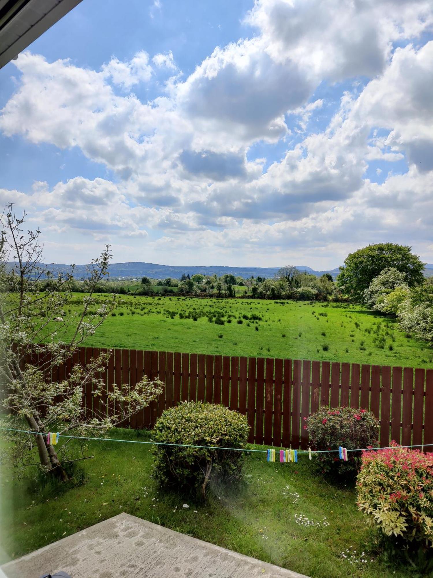 The Bungalow Self-Catering Accommodation Ballybofey Buitenkant foto